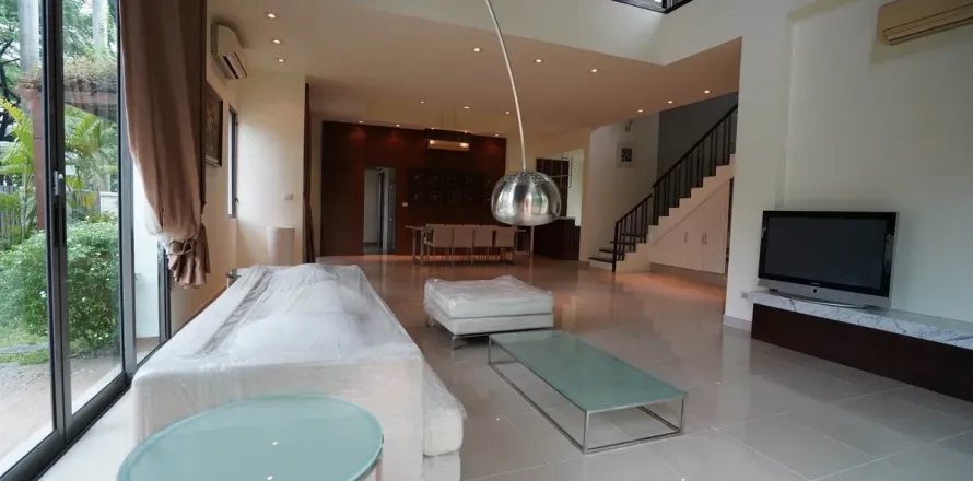 4 bedrooms Villa in Thu Duc, Ho Chi Minh,  No. 27332