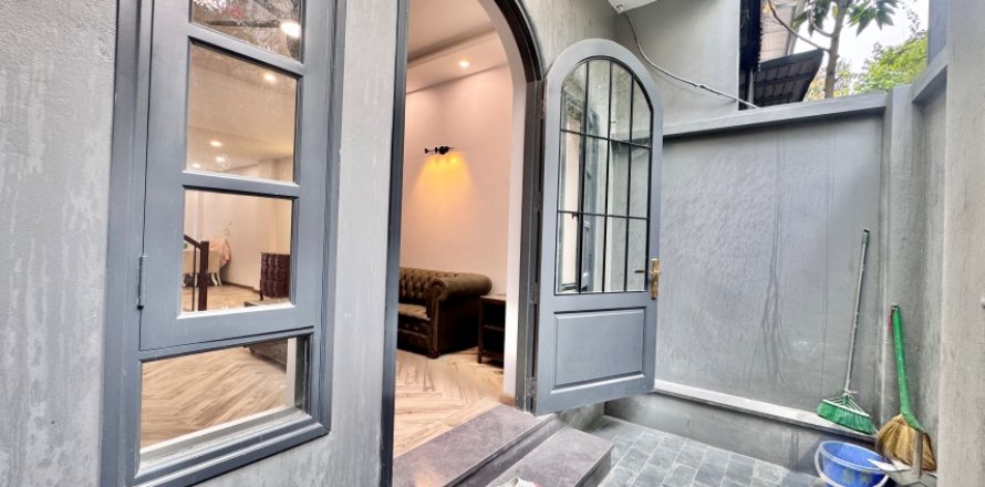 4 bedrooms Villa in Tay Ho, Ha Noi, No. 26353