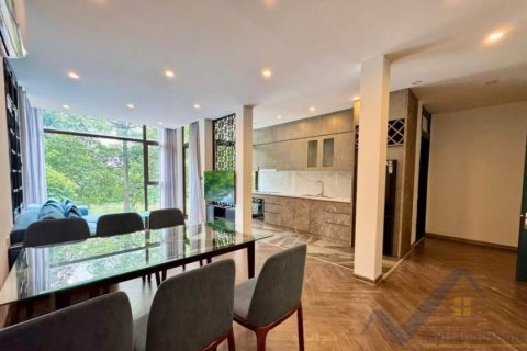 Квартира с 2 спальнями в Тэйхо, Ханой ,  № 26348