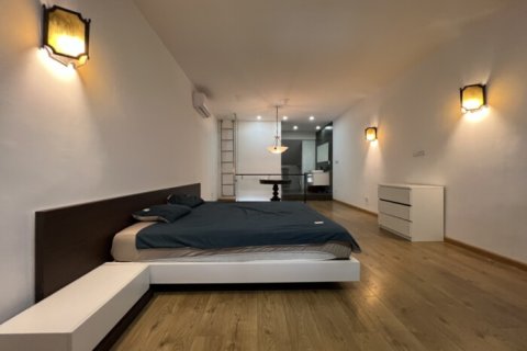 1 bedroom Apartment in District 1, Ho Chi Minh, No. 27577 2