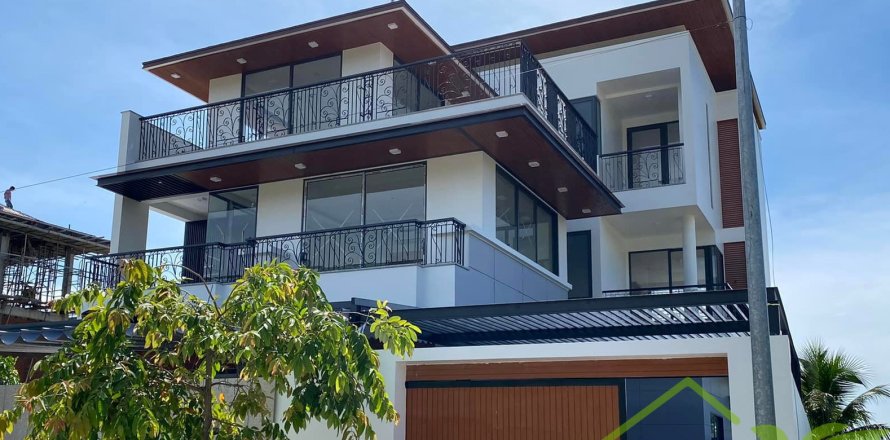 3 bedrooms Villa in Nha Trang, No. 28443