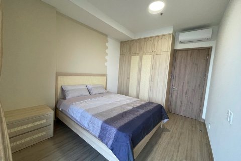 Кондоминиум  с 1 спальней в Midori Park The Glory Тхузаумот, Вьетнам № 25700 6