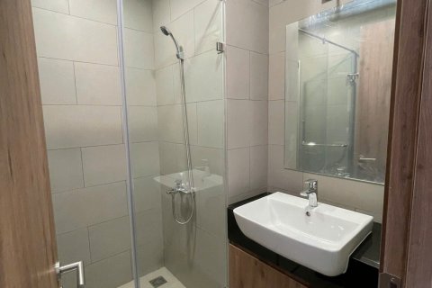 Кондоминиум  с 1 спальней в Midori Park The Glory Тхузаумот, Вьетнам № 25701 8