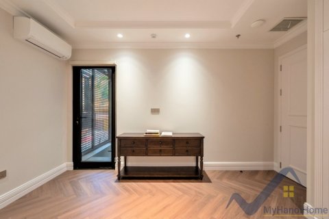 Квартира с 4 спальнями в Тэйхо, Ханой , № 26397 19