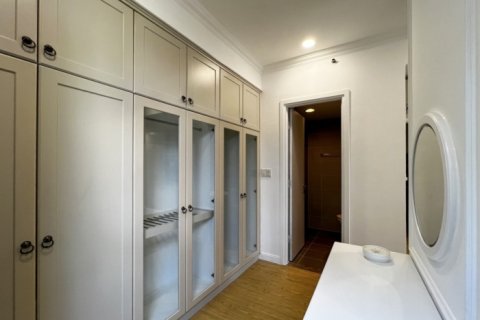 Дуплекс с 3 спальнями в Тхудык, Хошимин ,  № 27050 4