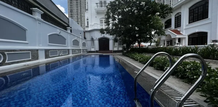 6 bedrooms Villa in Thu Duc, Ho Chi Minh,  No. 27049