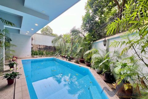 4 bedrooms Villa in Tay Ho, Ha Noi,  No. 20288