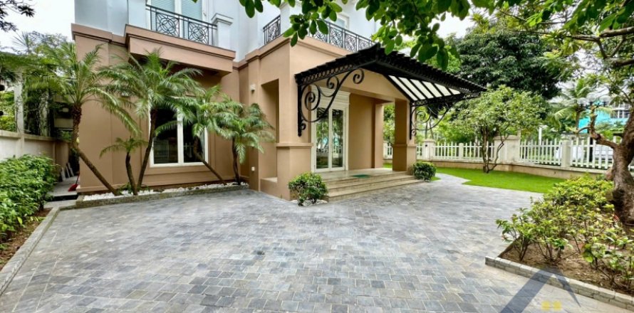 5 bedrooms Villa in Long Bien, Ha Noi, No. 19626