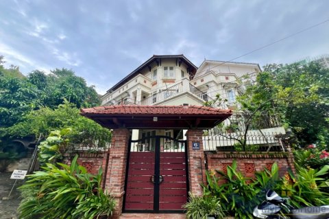 Вилла с 5 спальнями в Тэйхо, Ханой ,  № 19629