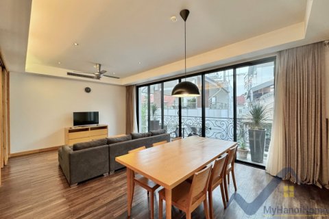 Квартира с 3 спальнями в Тэйхо, Ханой ,  № 20050