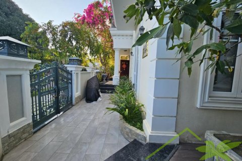 4 bedrooms Villa in Nha Trang,  No. 27667 2