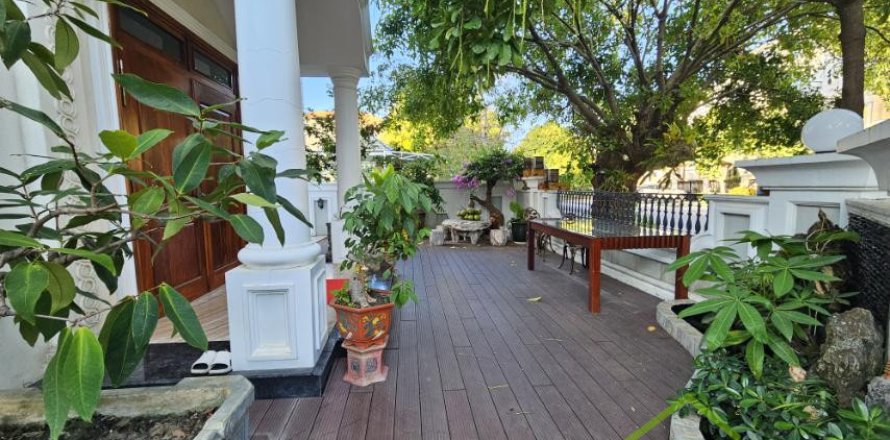4 bedrooms Villa in Nha Trang,  No. 27667