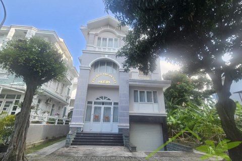 Вилла с 3 спальнями в Нячанг,  № 27670