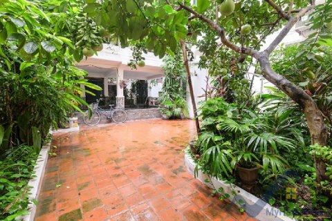 3 bedrooms Villa in Tay Ho, Ha Noi,  No. 20306 2