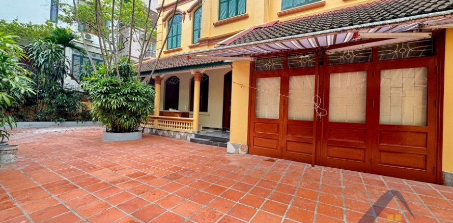 Вилла с 4 спальнями в Тэйхо, Ханой , № 26416