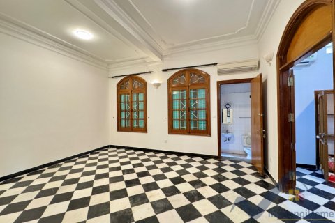 Вилла с 4 спальнями в Тэйхо, Ханой , № 26416 6