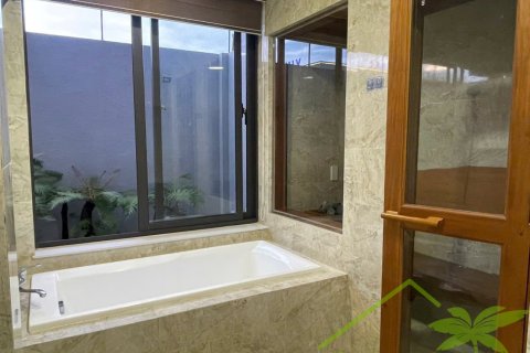 4 bedrooms Villa in Nha Trang,  No. 28343 12