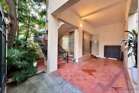5 bedrooms Villa in Tay Ho, Ha Noi,  No. 19961