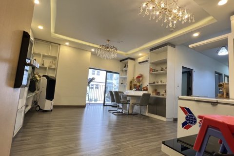 Квартира с 3 спальнями в Хошимин ,  № 26823 2