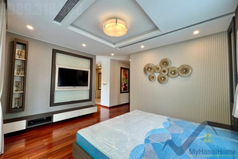 Вилла с 4 спальнями в Лонгбьен, Ханой ,  № 26509 11