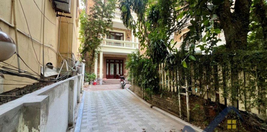 Вилла с 4 спальнями в Тэйхо, Ханой , № 26506