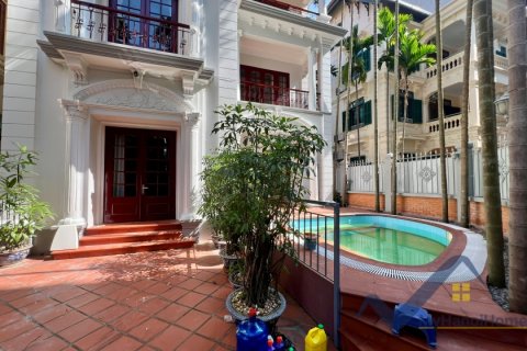 Вилла с 4 спальнями в Тэйхо, Ханой ,  № 26510