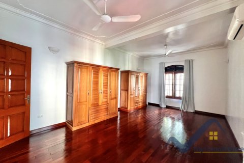 Вилла с 4 спальнями в Тэйхо, Ханой ,  № 26510 15