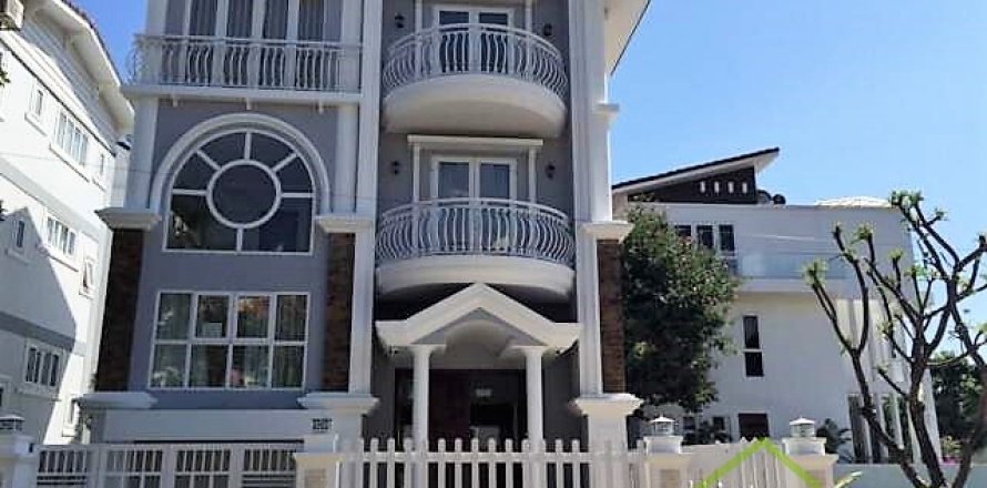 4 bedrooms Villa in Nha Trang, No. 28578