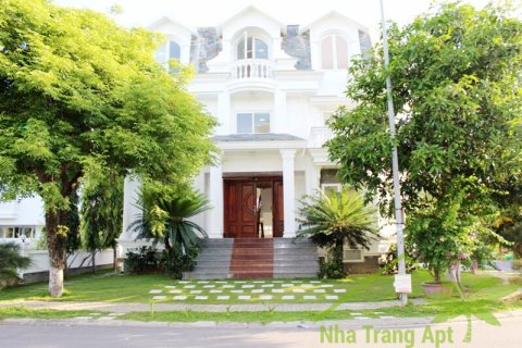 4 bedrooms Villa in Nha Trang, No. 28579