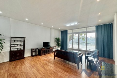 Квартира с 3 спальнями в Бадинь, Ханой ,  № 26443