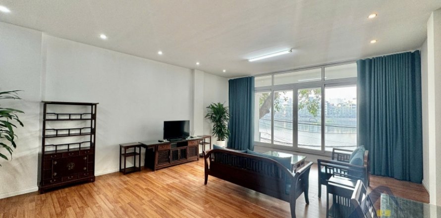 Квартира с 3 спальнями в Бадинь, Ханой ,  № 26443