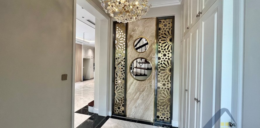 Вилла с 4 спальнями в Тэйхо, Ханой ,  № 26541