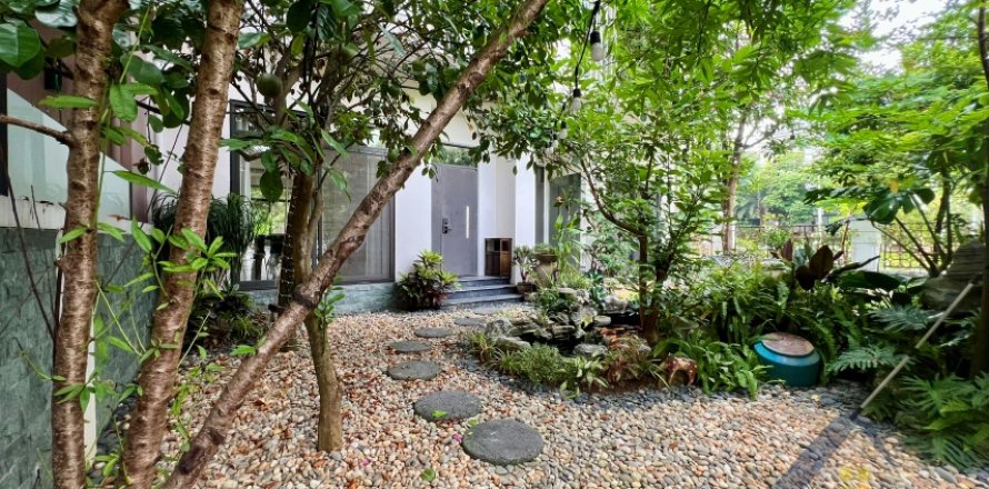 Вилла с 5 спальнями в Тэйхо, Ханой ,  № 26545