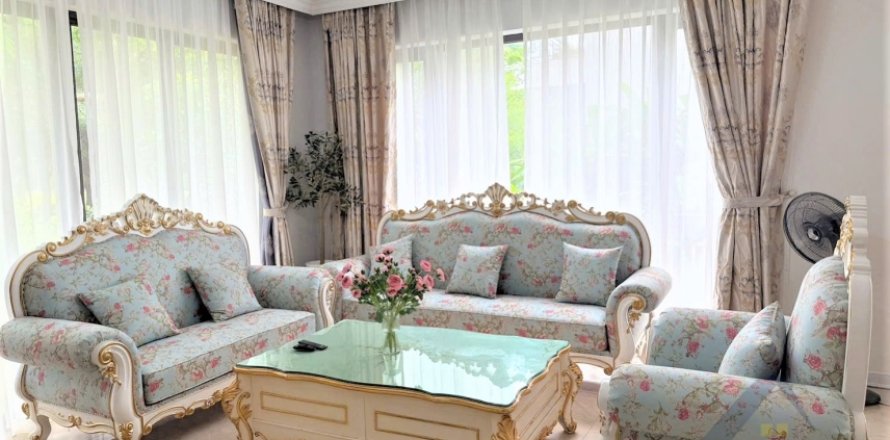 4 bedrooms Villa in Ha Noi,  No. 26845