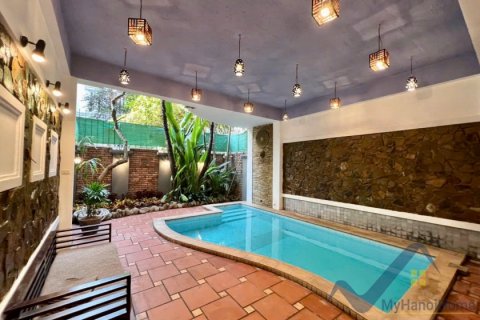 Вилла с 4 спальнями в Тэйхо, Ханой ,  № 26461