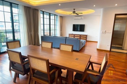 Квартира с 4 спальнями в Тэйхо, Ханой ,  № 26462