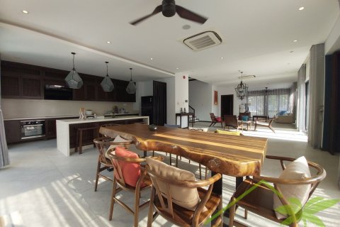 3 bedrooms Villa in Nha Trang, No. 28487 11
