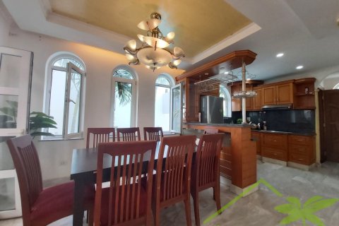 4 bedrooms Villa in Nha Trang, No. 28485 5