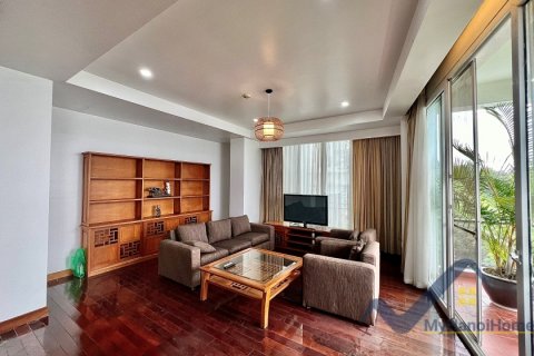 3 bedrooms Apartment in Tay Ho, Ha Noi, No. 26532 2