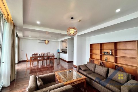 3 bedrooms Apartment in Tay Ho, Ha Noi, No. 26532 4