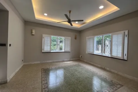 5 bedrooms House in Thu Duc, Ho Chi Minh, No. 27105 7