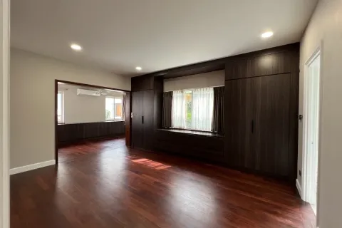 5 bedrooms House in Thu Duc, Ho Chi Minh, No. 27105 16