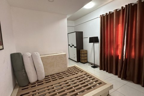 Квартира с 3 спальнями в Хошимин ,  № 26743 2