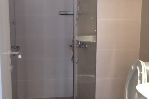 Квартира с 2 спальнями в Тхудык, Хошимин , № 29319 3