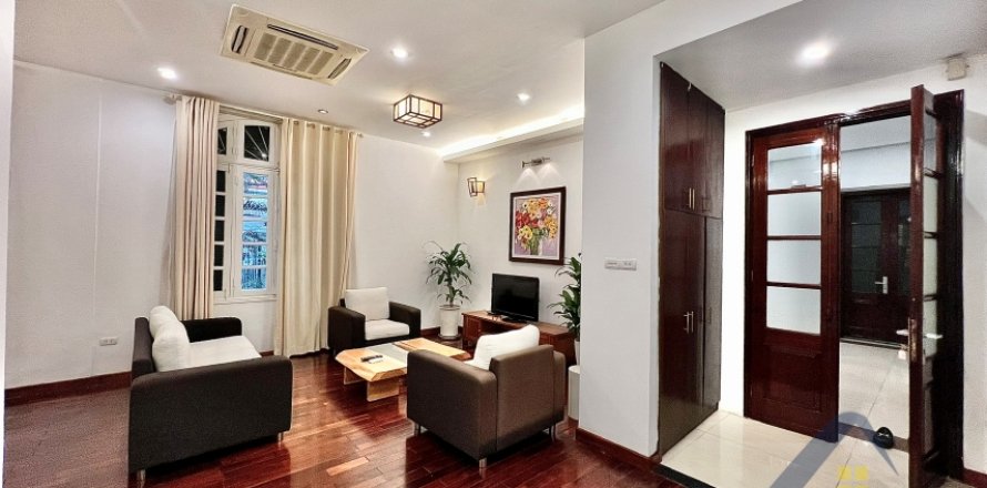 Квартира с 2 спальнями в Тэйхо, Ханой , № 26529