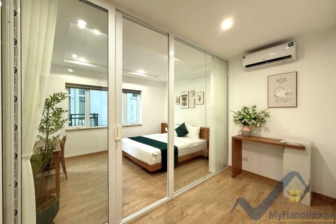 Квартира с 3 спальнями в Тэйхо, Ханой , № 26372 11