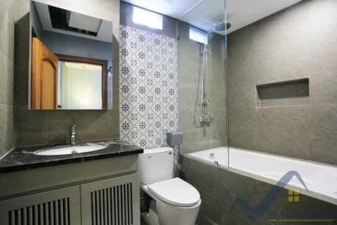 Квартира с 2 спальнями в Тэйхо, Ханой ,  № 26609 13