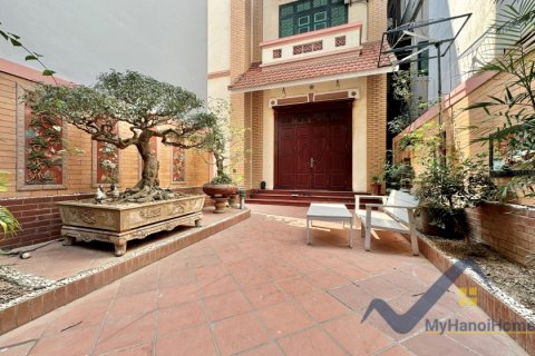 3 bedrooms Villa in Tay Ho, Ha Noi,  No. 26678