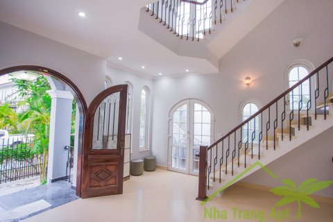 4 bedrooms Villa in Nha Trang,  No. 28479 2