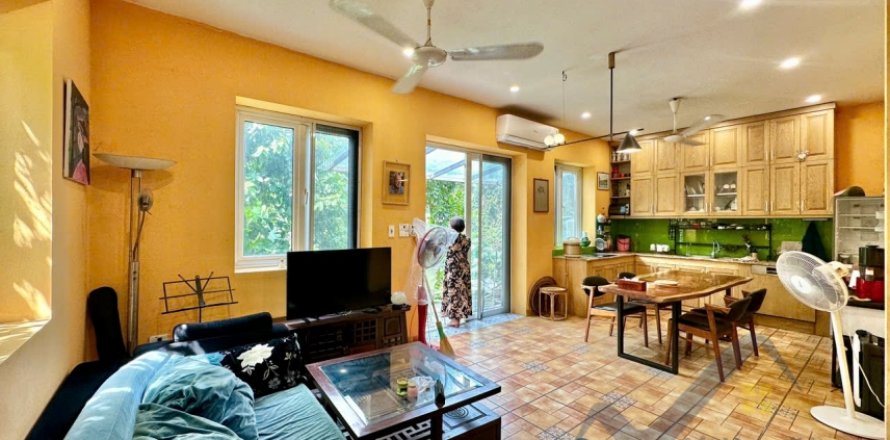 4 bedrooms House in Long Bien, Ha Noi, No. 30335